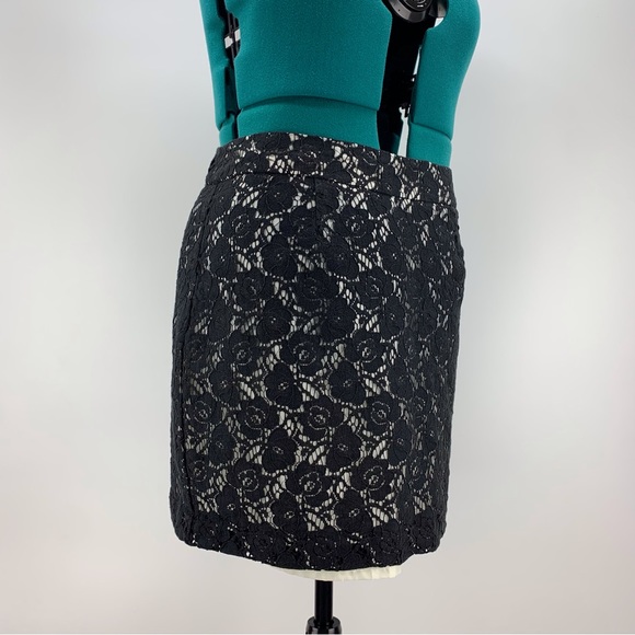 Pure Alfred Sung Black Lace Mini Skirt, Medium - Picture 12 of 16